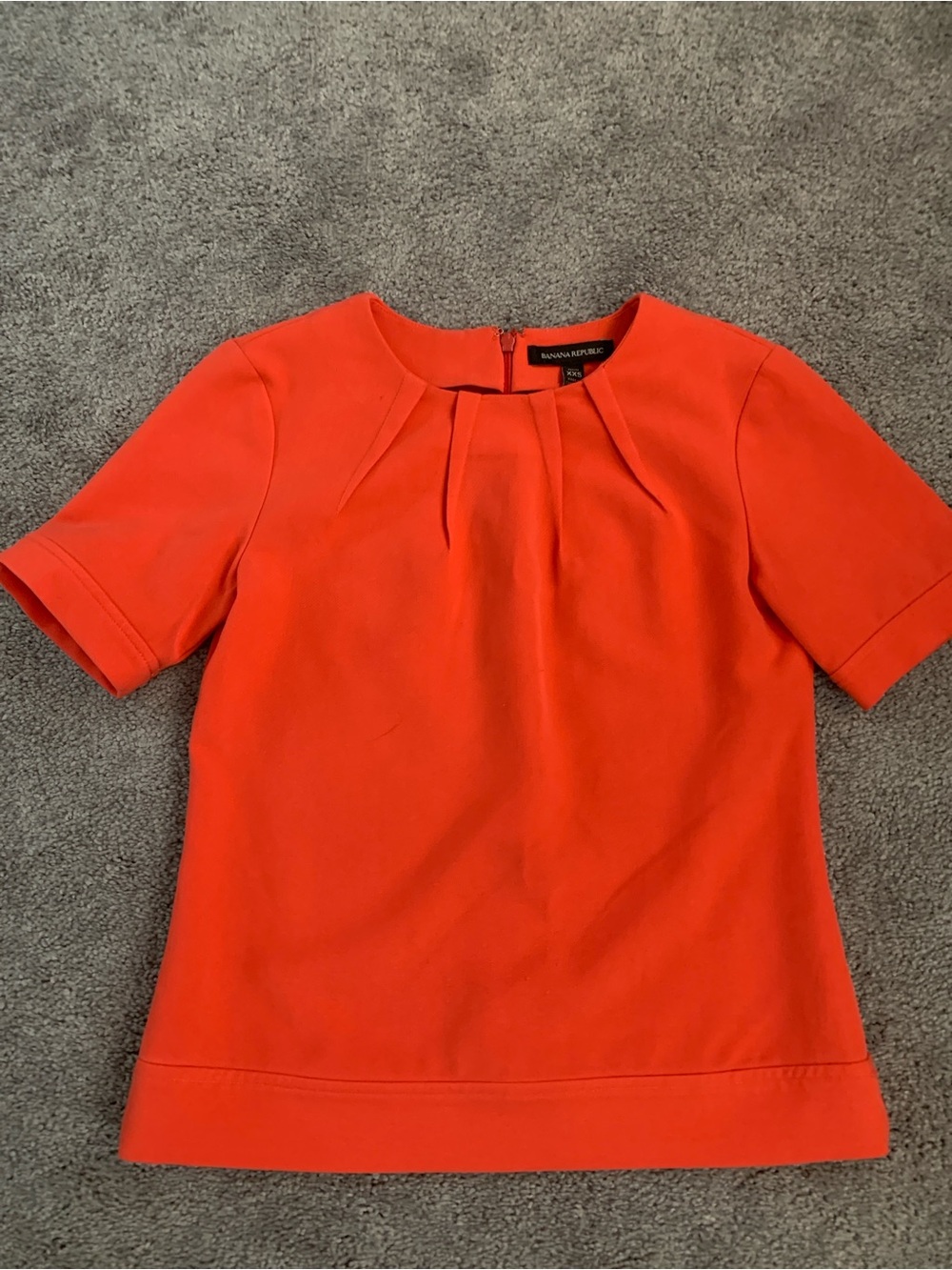 Banana Republic Bright Orange Pleated Short Sleeve Blouse